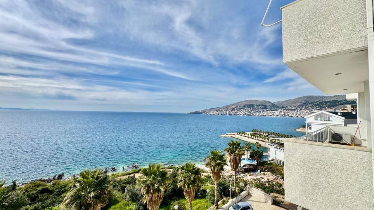 White Sea View Residence Sarandë Buitenkant foto